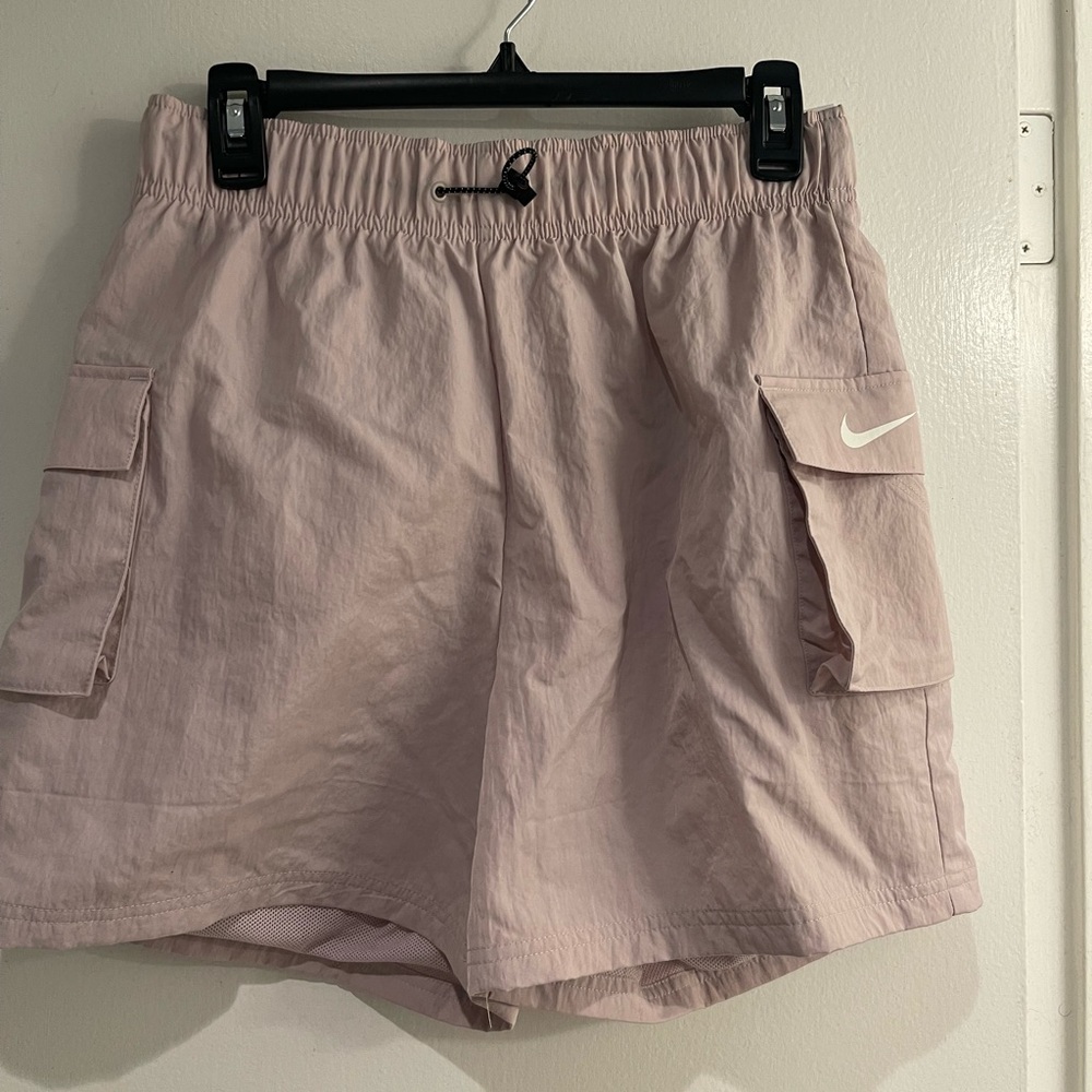 Nike Womens high-rise cargo shorts
